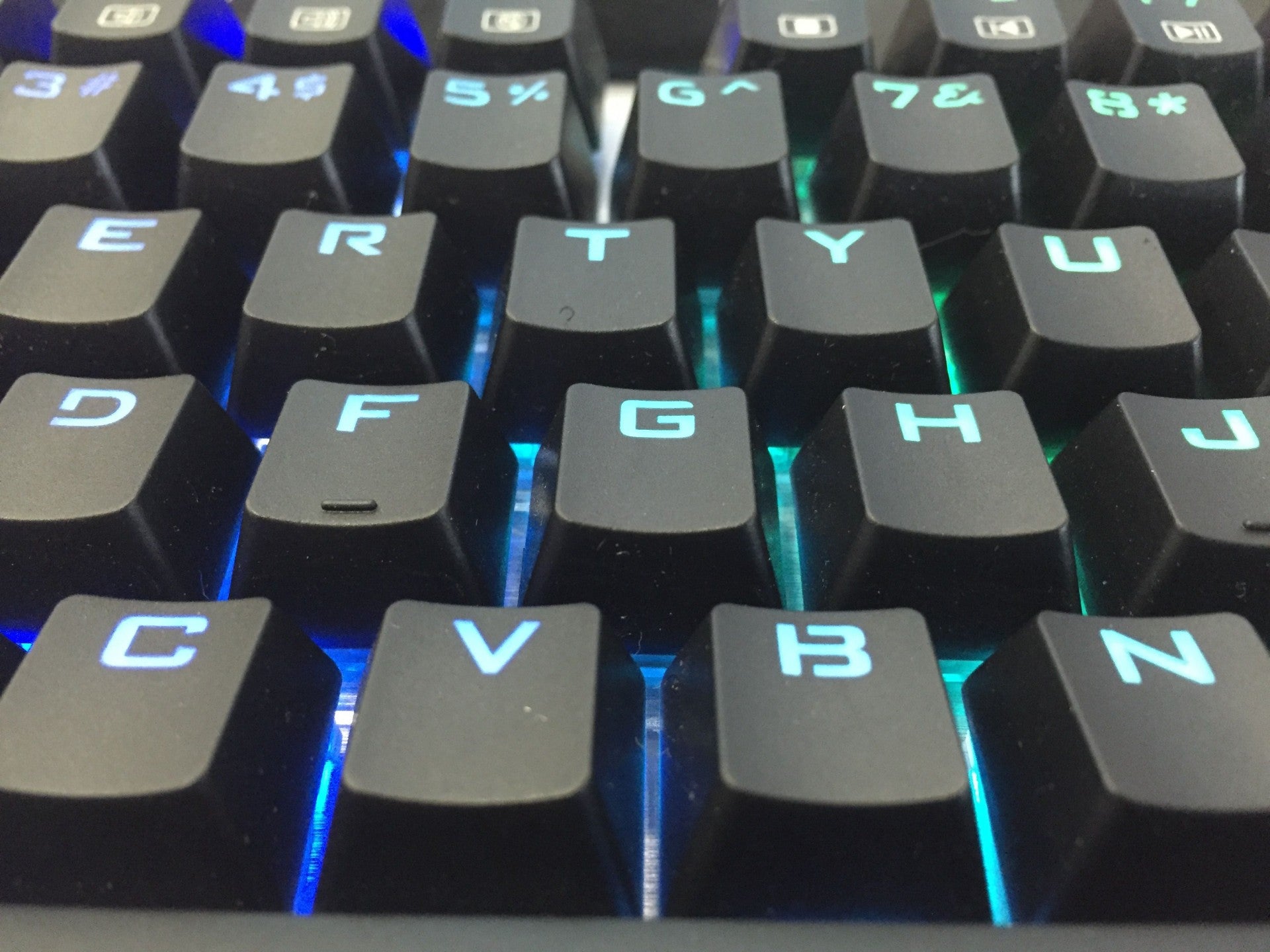 Keys of HV-KB378L. 