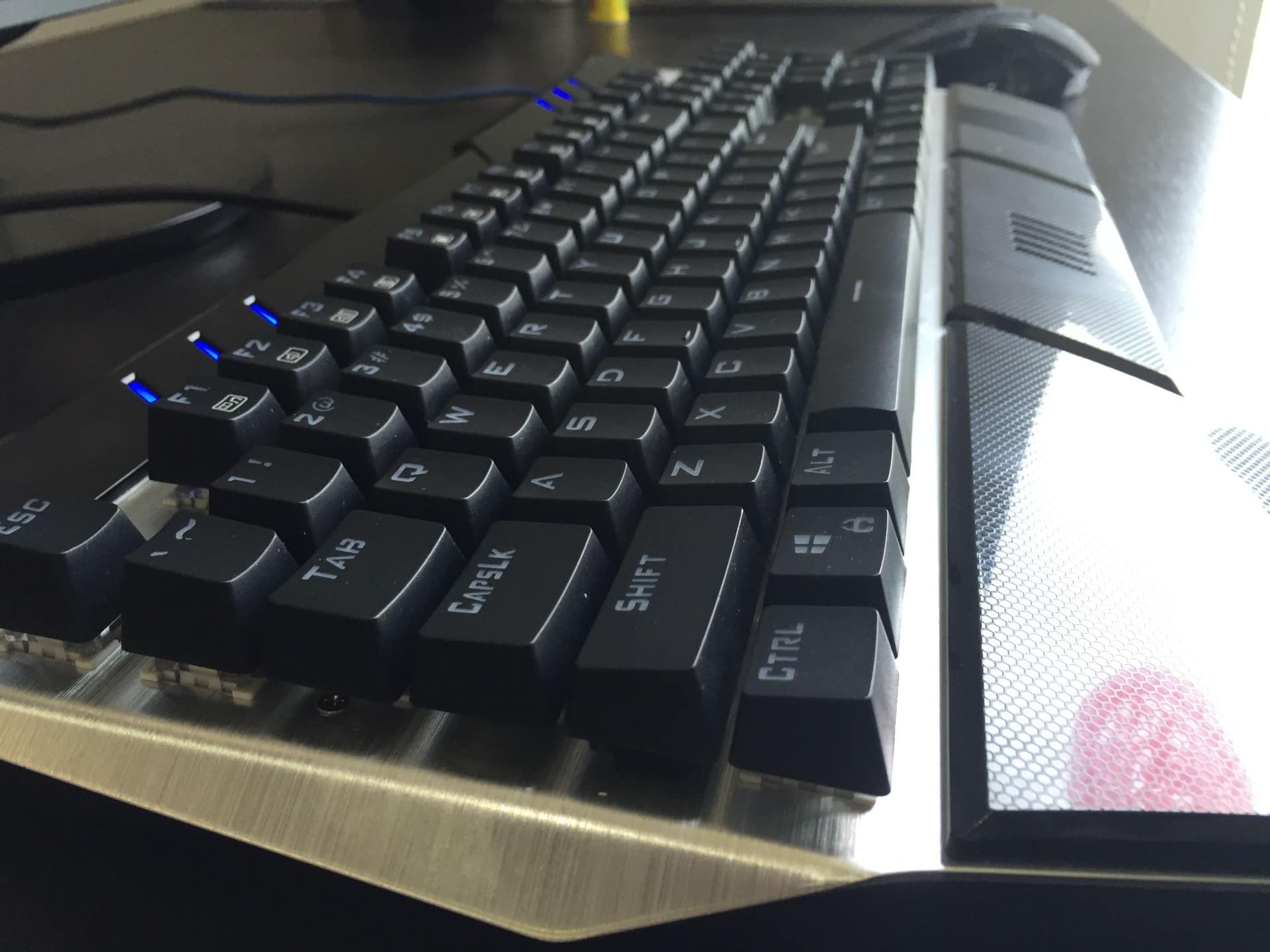 Appearance of HV-KB378L mechanical keyboard